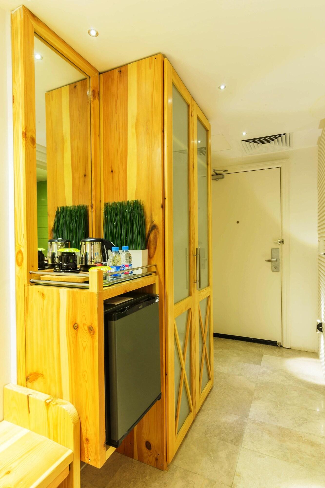 Aquarium Hotel Рияд Екстериор снимка