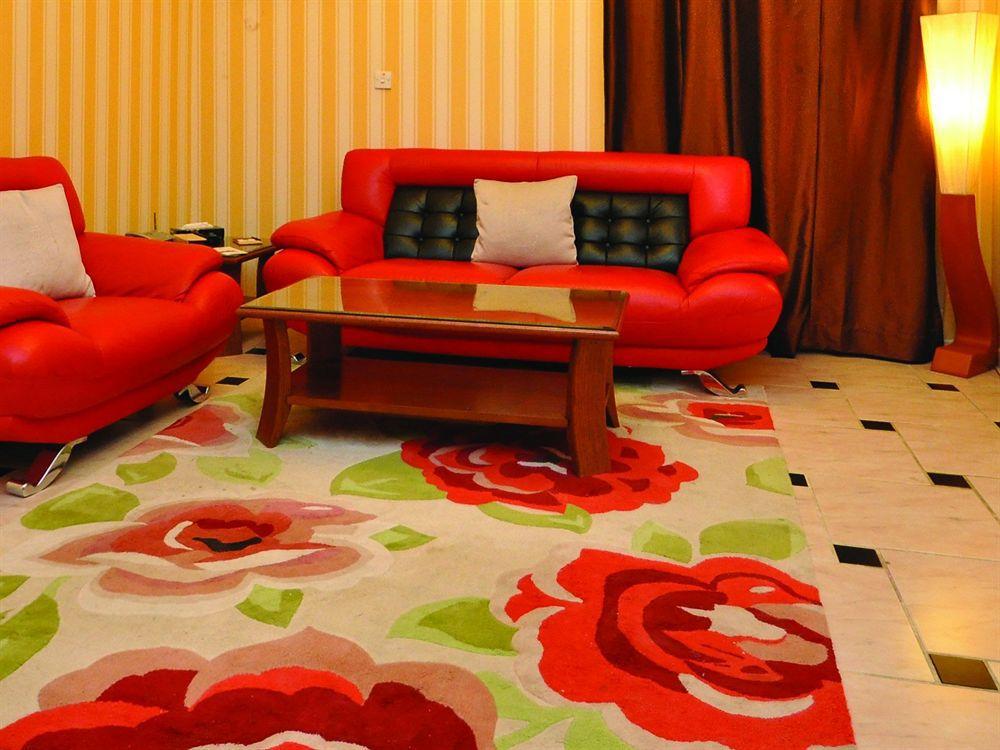 Aquarium Hotel Рияд Стая снимка