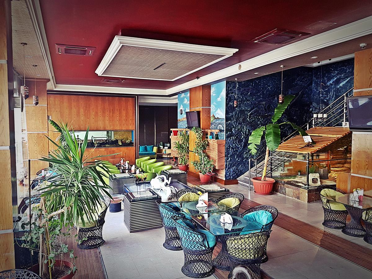 Aquarium Hotel Рияд Екстериор снимка